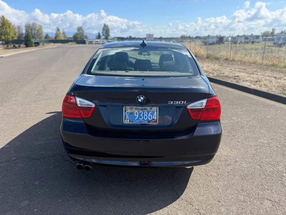 2006 BMW E90 3 Series Sedan - Image 2 of 15