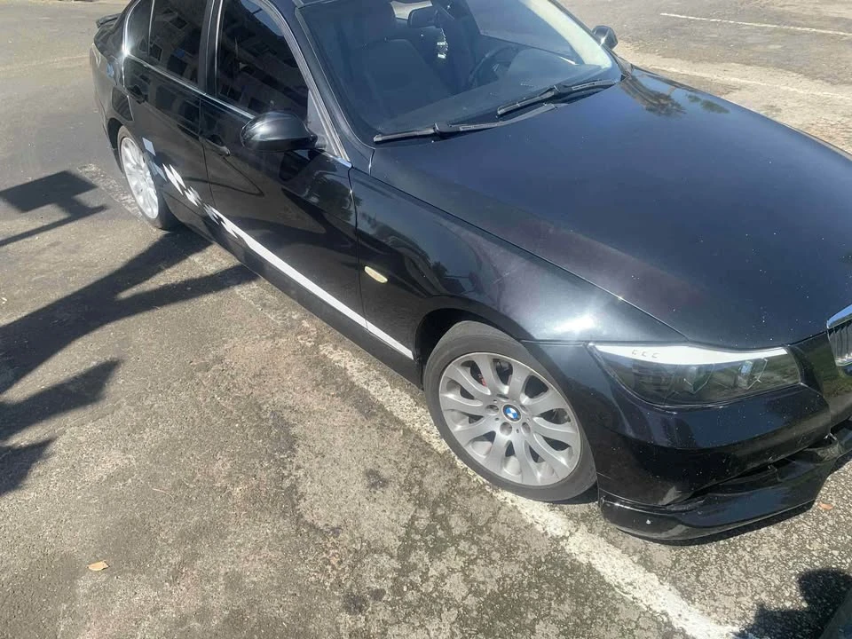 2006 BMW E90 3 Series Sedan - Image 2 of 3