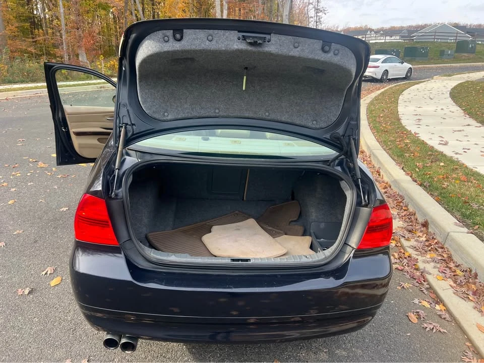 2006 BMW E46 330i & 330Ci - Image 15 of 16