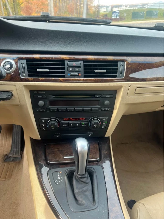 2006 BMW E46 330i & 330Ci - Image 11 of 16