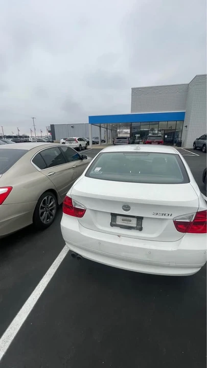 2006 BMW E90 3 Series Sedan - Image 6 of 12