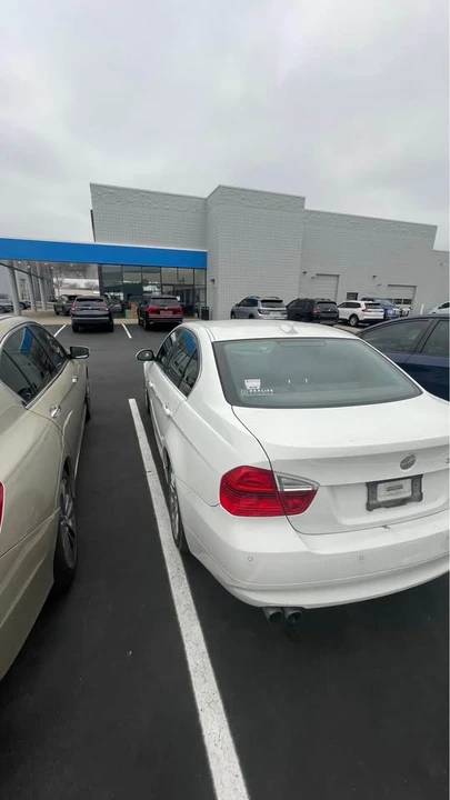 2006 BMW E90 3 Series Sedan - Image 5 of 12