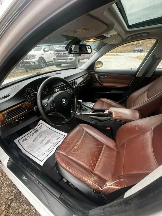 2006 BMW E90 3 Series Sedan - Image 3 of 4