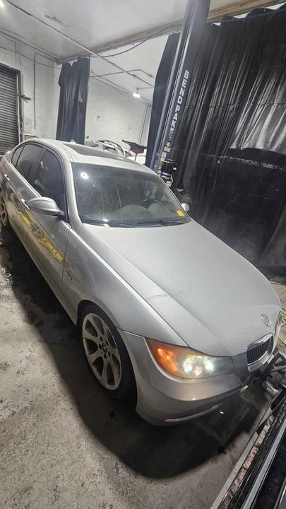 2006 BMW E90 3 Series Sedan - Image 3 of 7