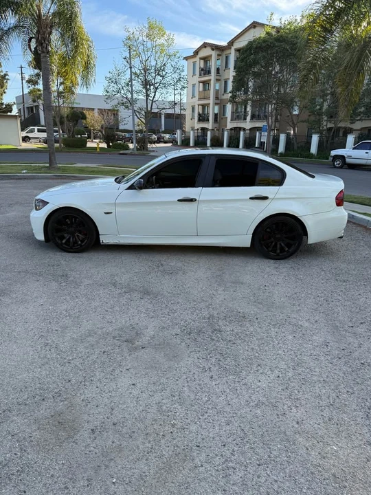 2006 BMW E90 3 Series Sedan - Image 5 of 9