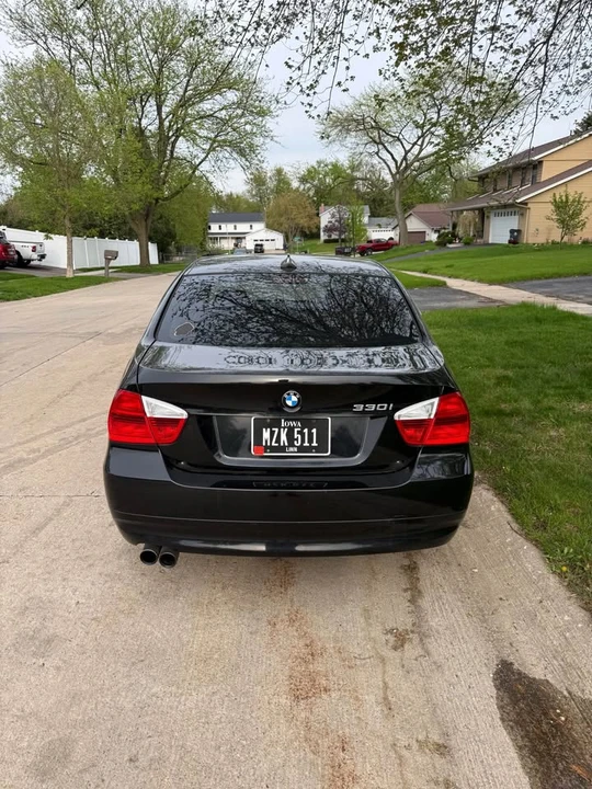 2006 BMW E90 3 Series Sedan - Image 3 of 11