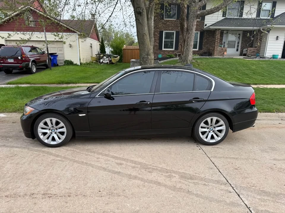 2006 BMW E90 3 Series Sedan - Image 2 of 11