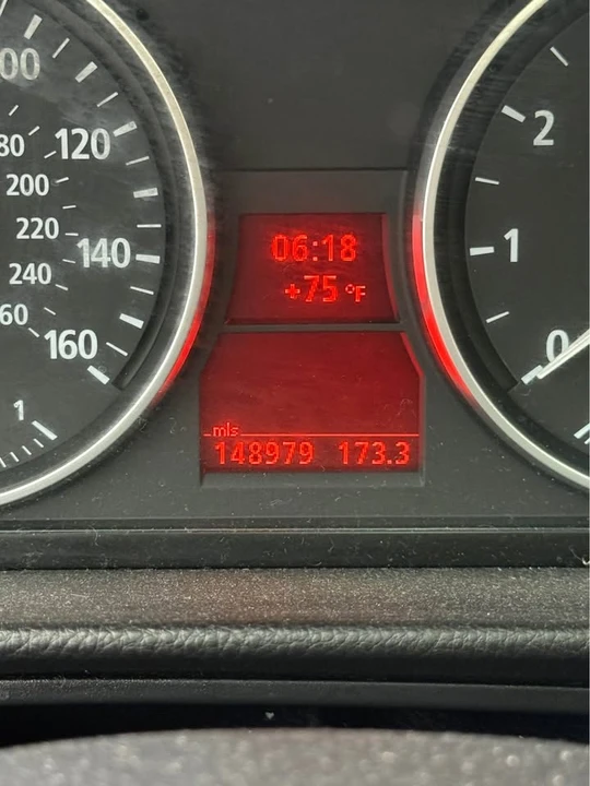 2006 BMW E90 3 Series Sedan - Image 10 of 11