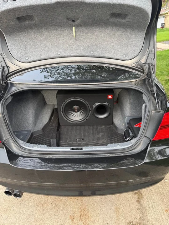 2006 BMW E90 3 Series Sedan - Image 9 of 11