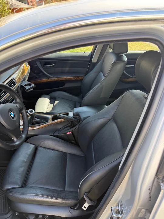 2006 BMW E90 3 Series Sedan - Image 13 of 14