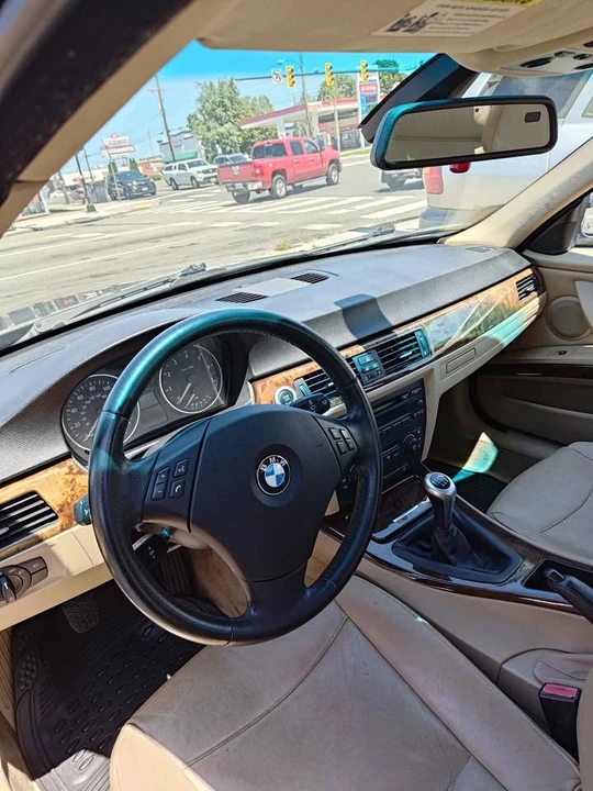2006 BMW E90 3 Series Sedan - Image 4 of 5
