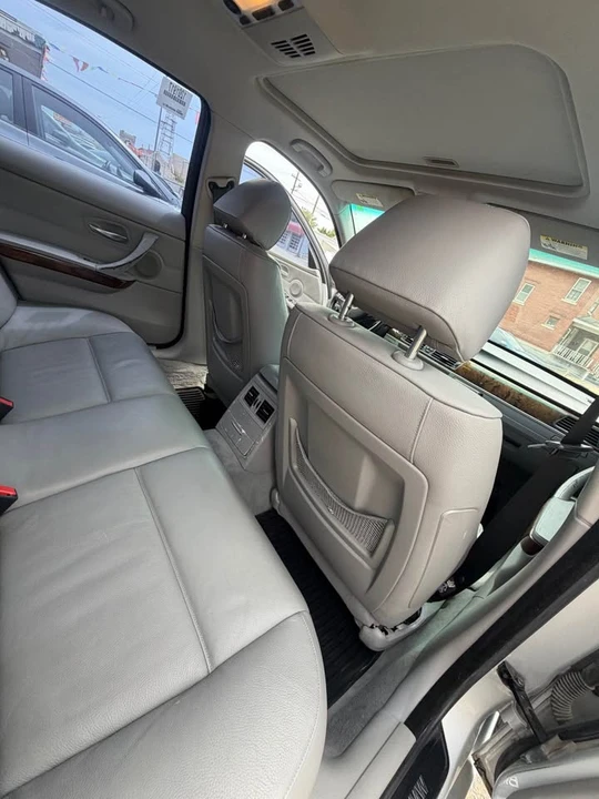 2006 BMW E90 3 Series Sedan - Image 9 of 14