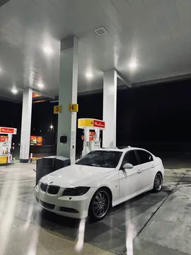 2006 BMW 3 Series 330i Sedan