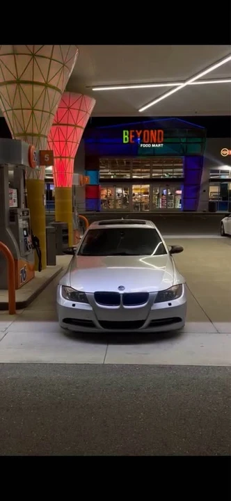 2006 BMW E90 3 Series Sedan - Image 4 of 6