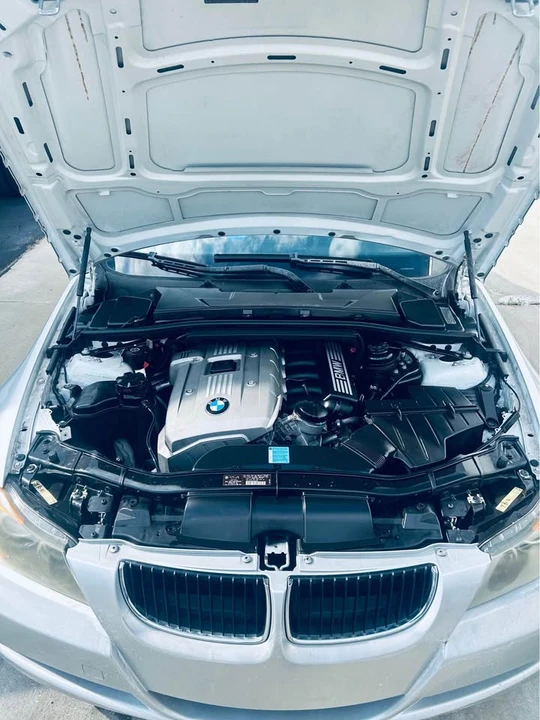 2006 BMW E90 3 Series Sedan - Image 18 of 19