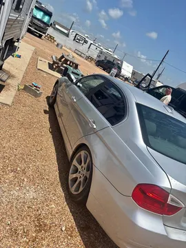 2006 BMW 3 Series 330i Sedan 4D