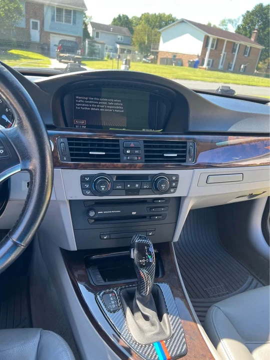 2006 BMW E90 3 Series Sedan - Image 2 of 11