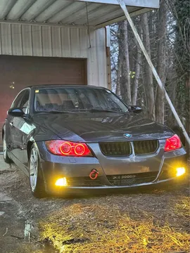 2006 BMW 3 Series 330i Sedan