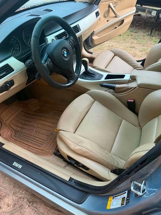 2006 BMW E90 3 Series Sedan - Image 7 of 10