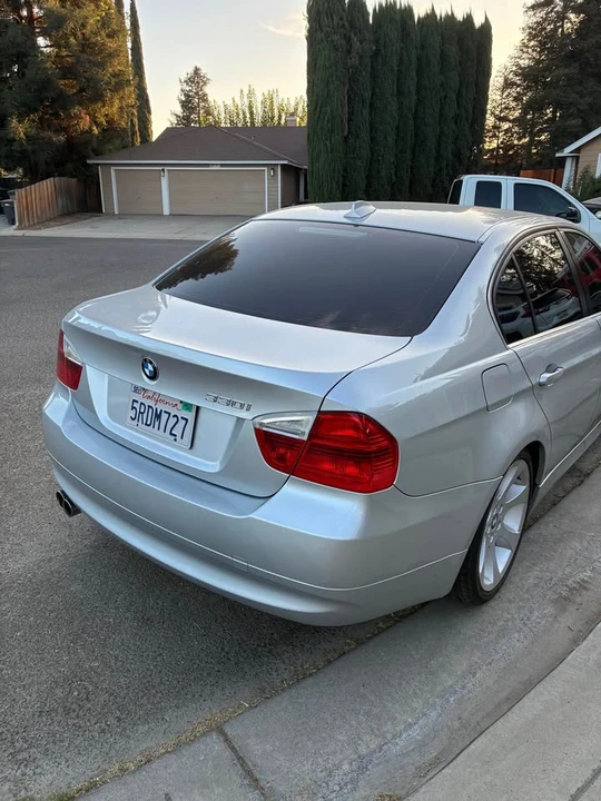2006 BMW E90 3 Series Sedan - Image 2 of 4