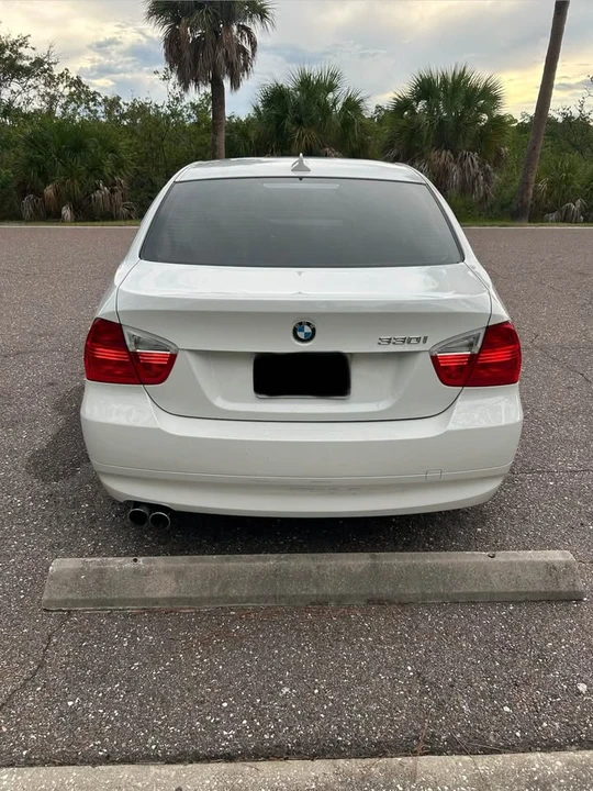 2006 BMW E90 3 Series Sedan - Image 3 of 7
