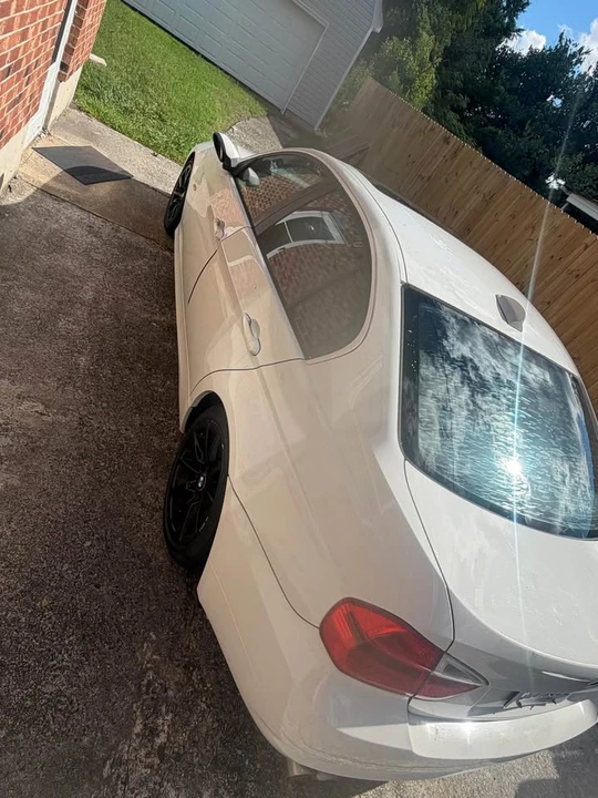 2006 BMW E90 3 Series Sedan - Image 3 of 4