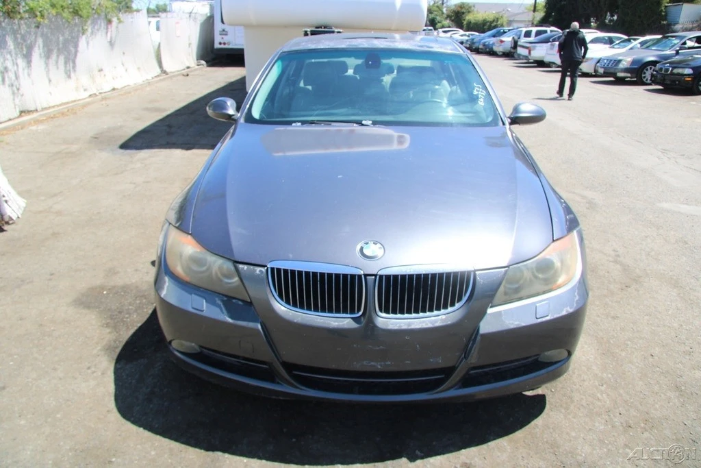 2006 BMW E90 3 Series Sedan - Image 10 of 21