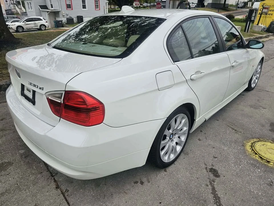 2006 BMW E90 3 Series Sedan - Image 3 of 7