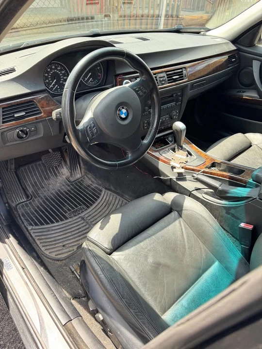2006 BMW E90 3 Series Sedan - Image 4 of 5