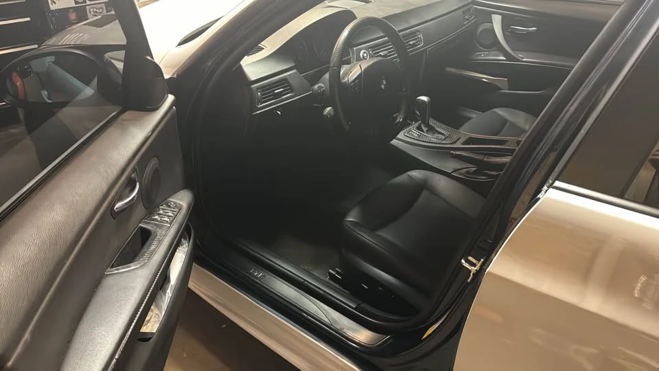 2006 BMW E90 3 Series Sedan - Image 8 of 13