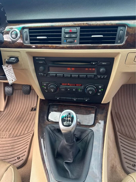 2006 BMW E90 3 Series Sedan - Image 15 of 20
