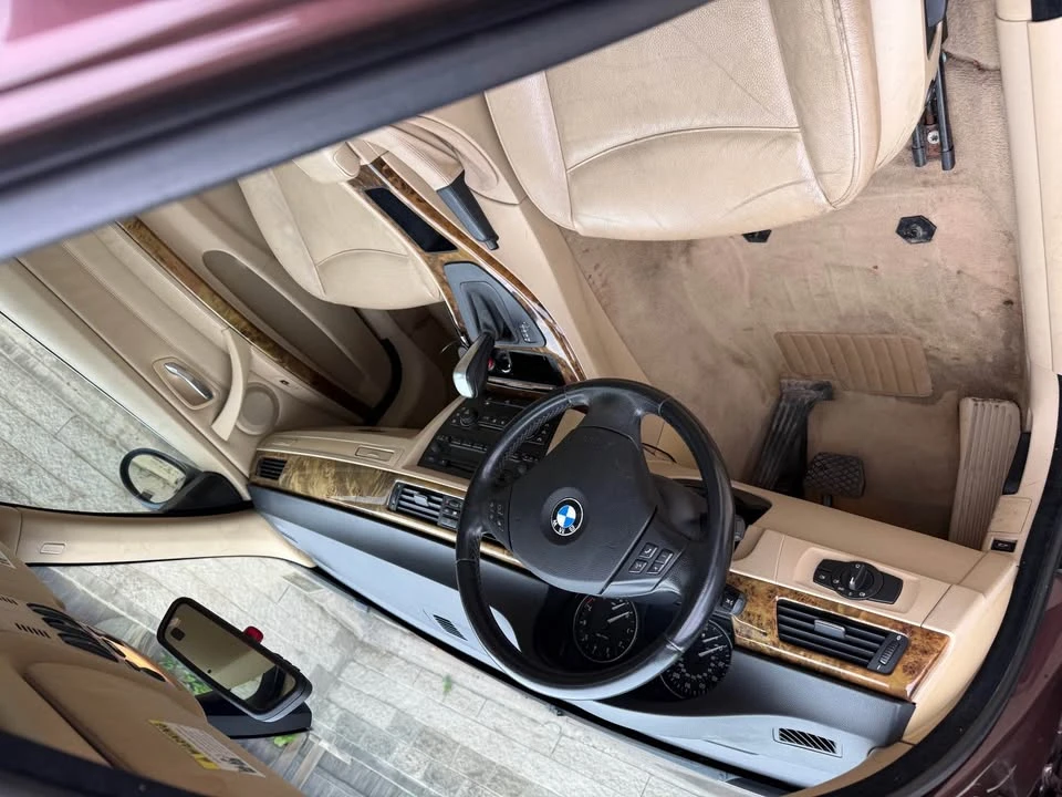 2006 BMW E90 3 Series Sedan - Image 8 of 9