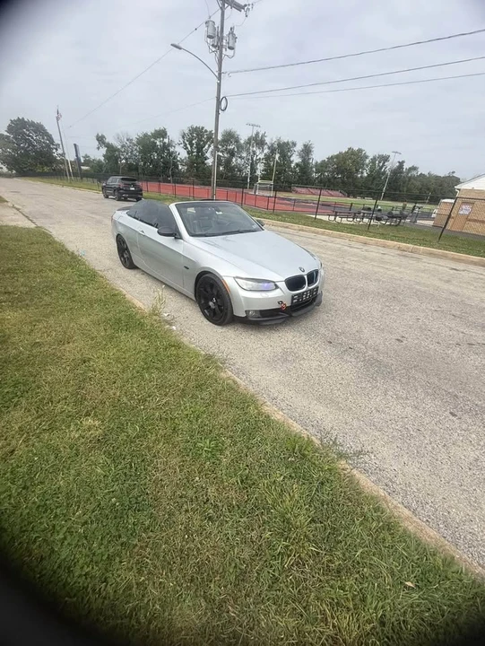 2006 BMW E93 335i Convertible - Image 5 of 7