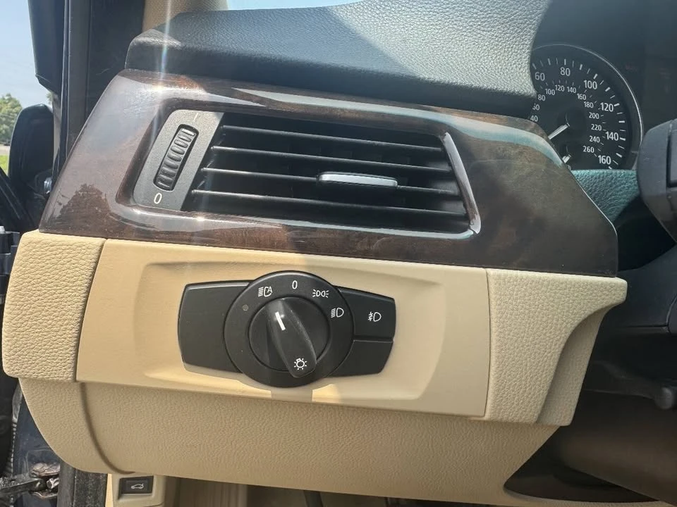 2006 BMW E90 3 Series Sedan - Image 12 of 20