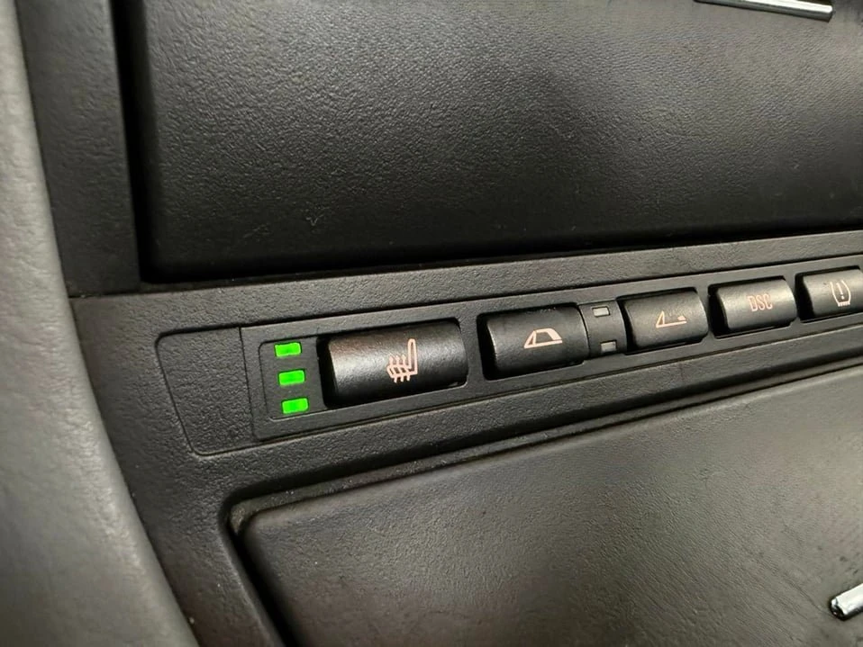 2006 BMW E90 3 Series Sedan - Image 17 of 20