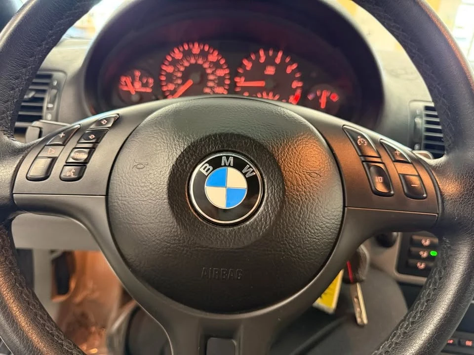 2006 BMW E90 3 Series Sedan - Image 14 of 20