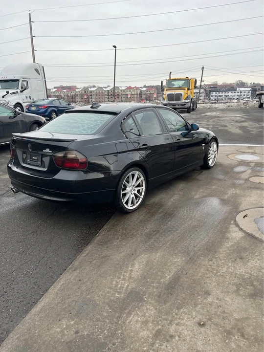 2006 BMW E90 3 Series Sedan - Image 6 of 17