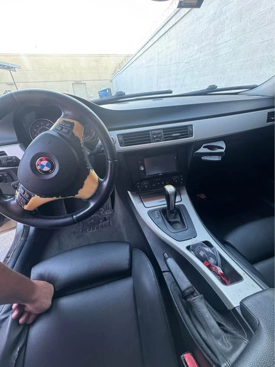 2006 BMW E90 3 Series Sedan - Image 11 of 13