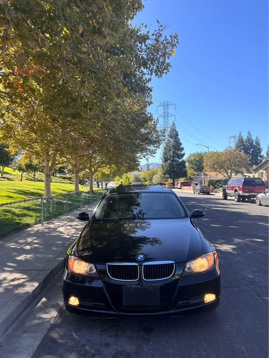2006 BMW E90 3 Series Sedan - Image 2 of 8