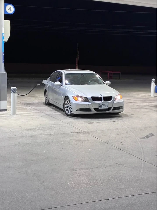 2006 BMW E90 3 Series Sedan - Image 3 of 16