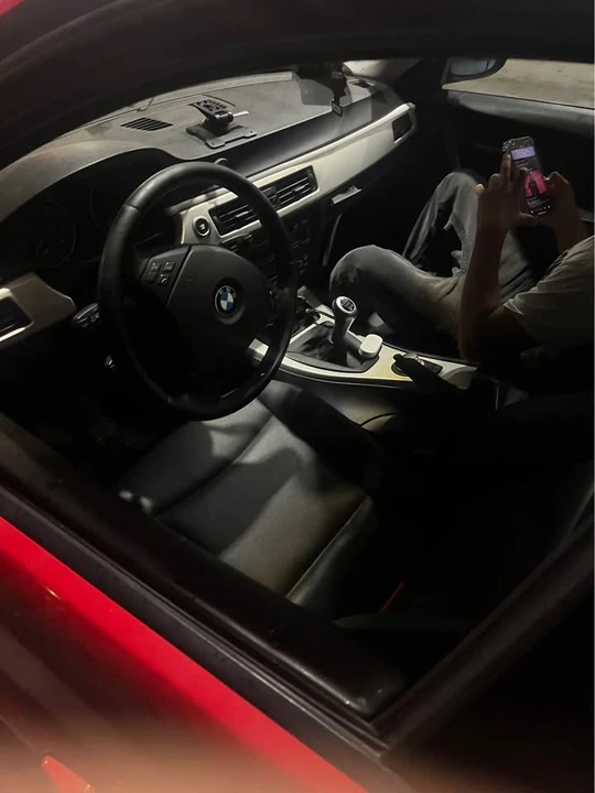 2006 BMW E90 3 Series Sedan - Image 4 of 5