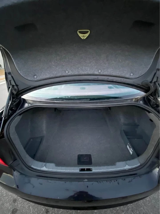 2006 BMW E90 3 Series Sedan - Image 14 of 17