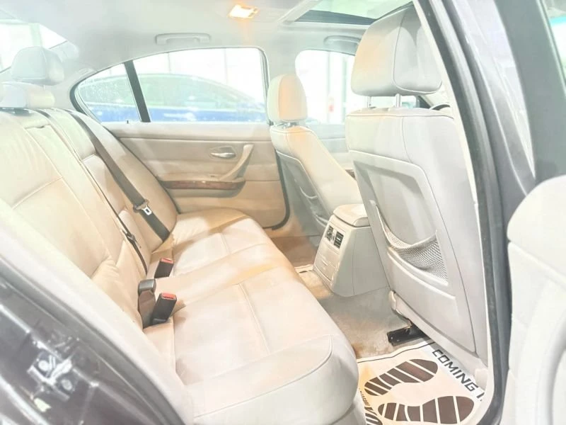 2006 BMW E90 3 Series Sedan - Image 17 of 18