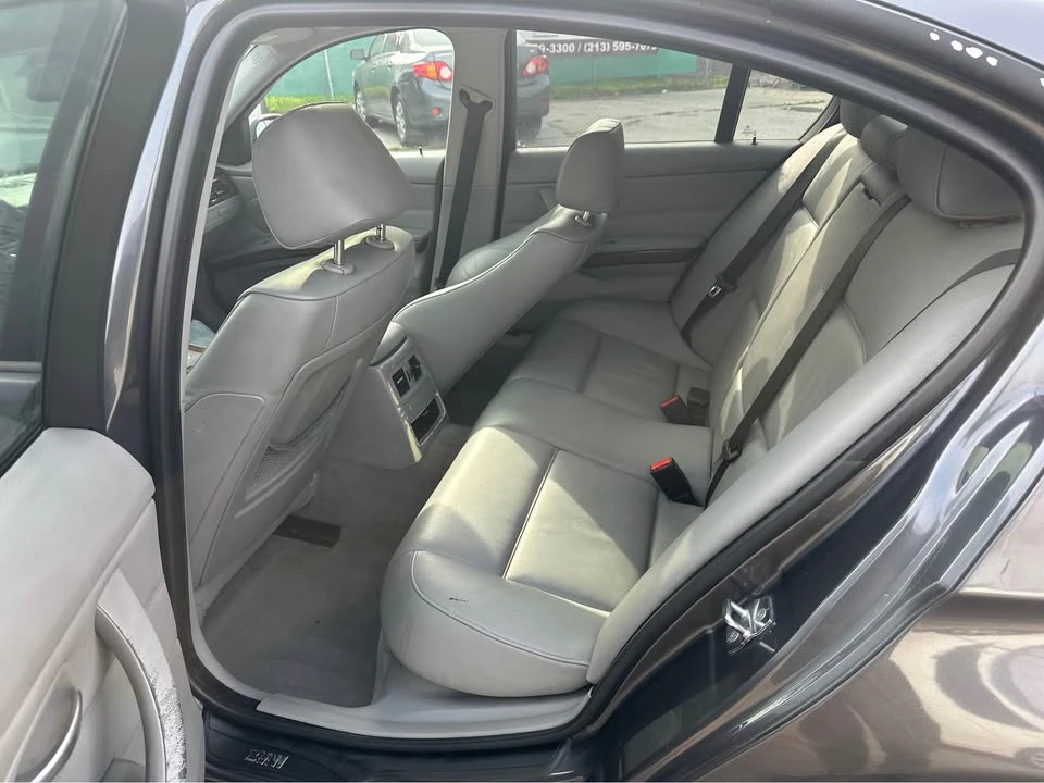 2006 BMW E90 3 Series Sedan - Image 8 of 11
