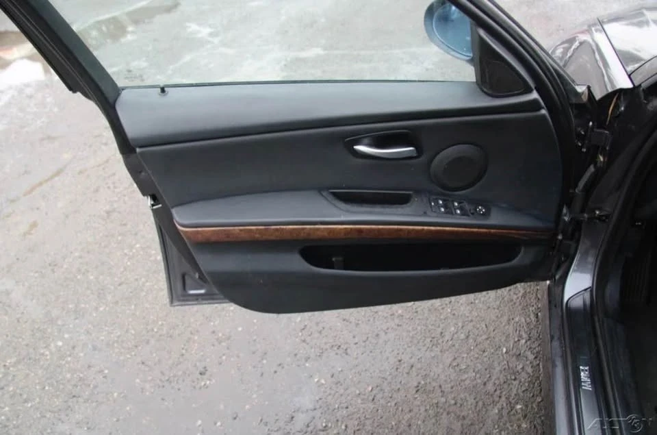 2006 BMW E90 3 Series Sedan - Image 4 of 8