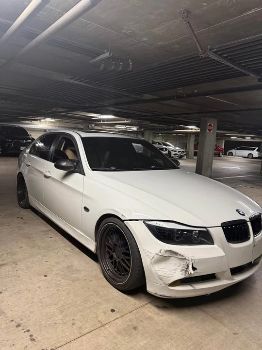 2006 BMW E90 3 Series Sedan - Image 2 of 9