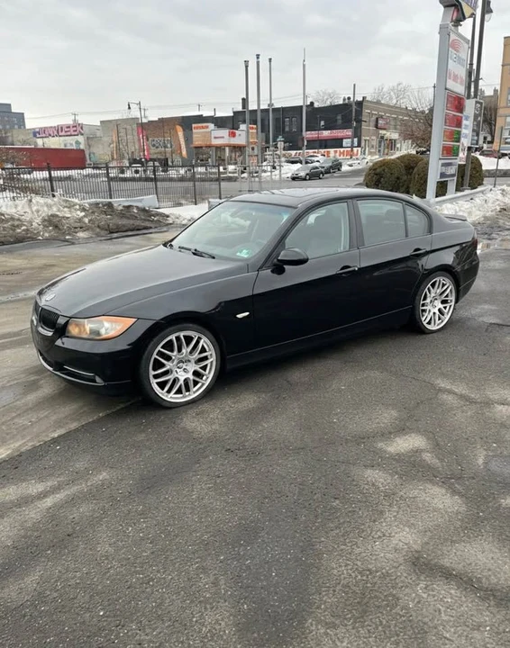 2006 BMW E90 3 Series Sedan - Image 11 of 13