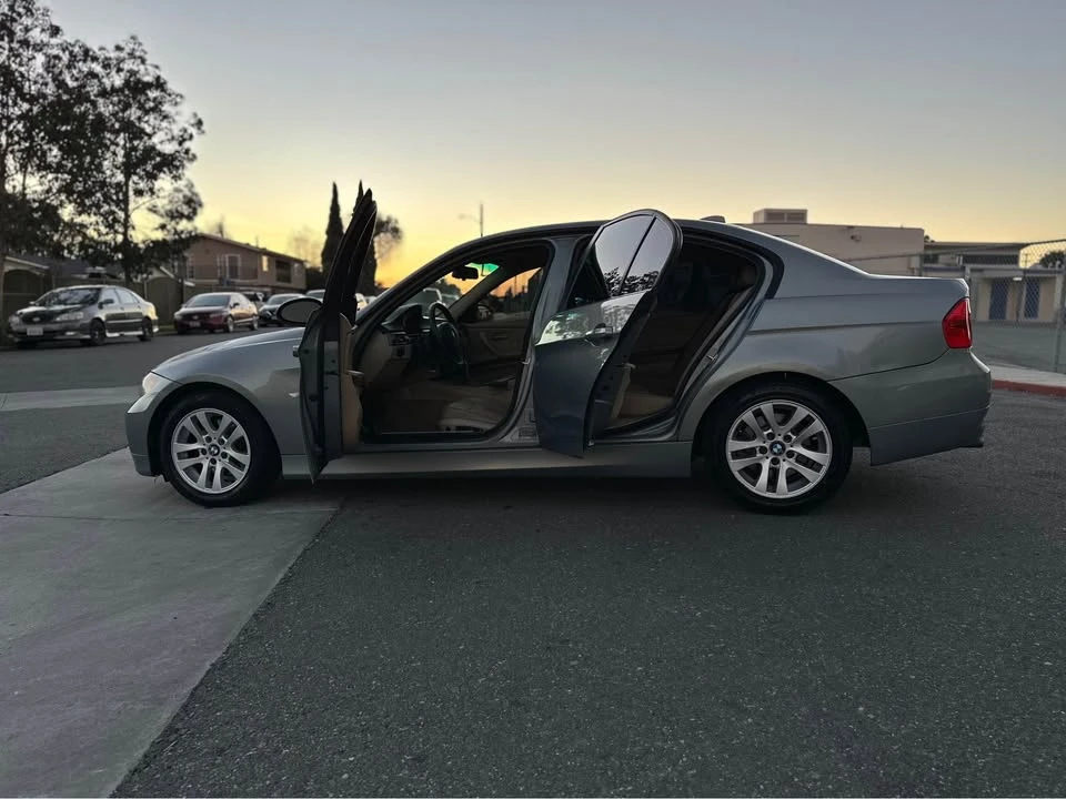 2006 BMW E90 3 Series Sedan - Image 13 of 16
