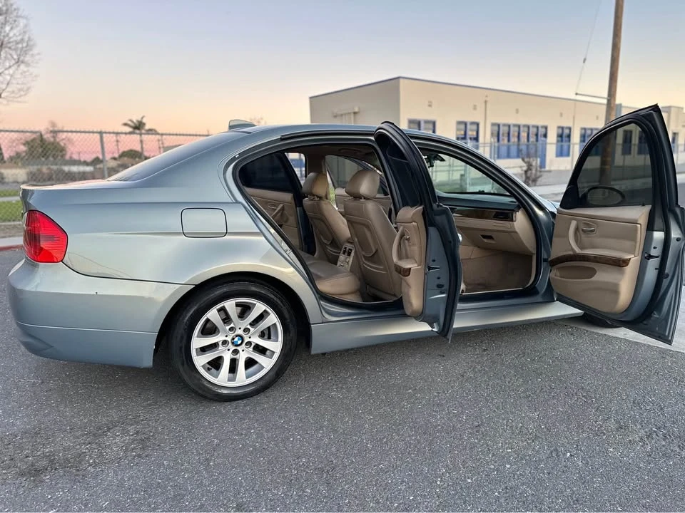 2006 BMW E90 3 Series Sedan - Image 9 of 16