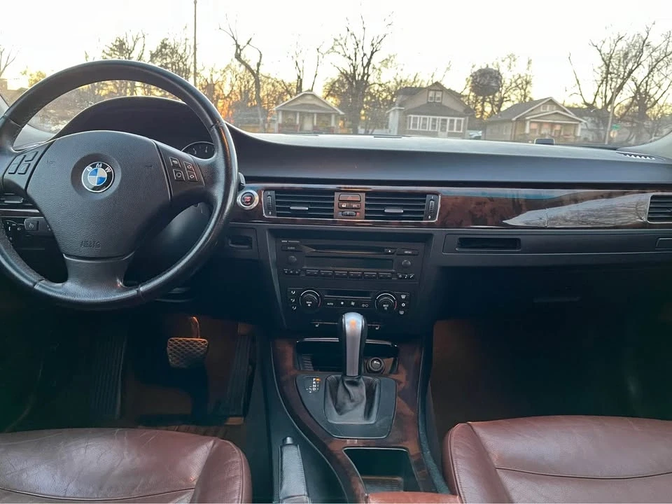 2006 BMW E90 3 Series Sedan - Image 10 of 17